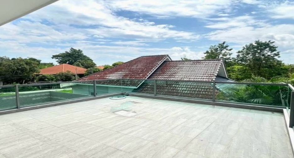 Casa en venta de 3 habitaciones en Hang Dong, Chiang Mai