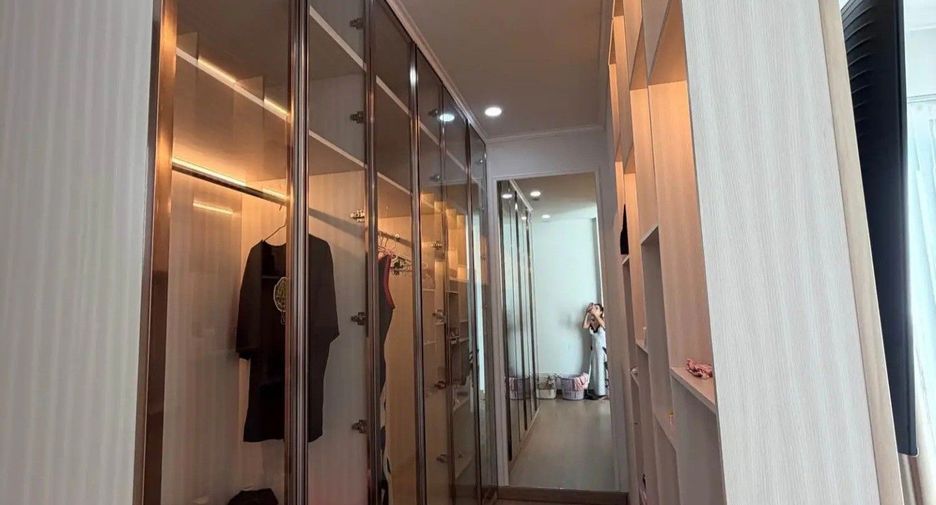 À louer 4 chambres maison à San Sai, Chiang Mai