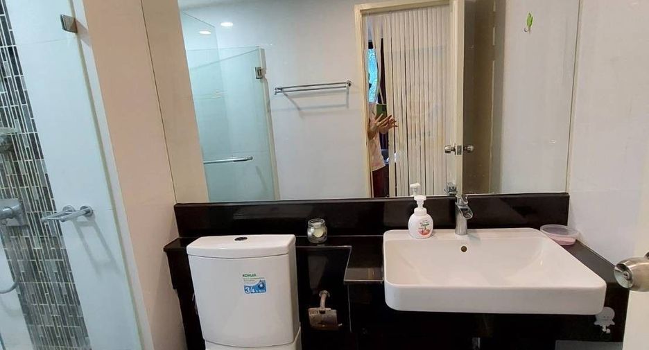 For sale 1 bed condo in Bang Khae, Bangkok