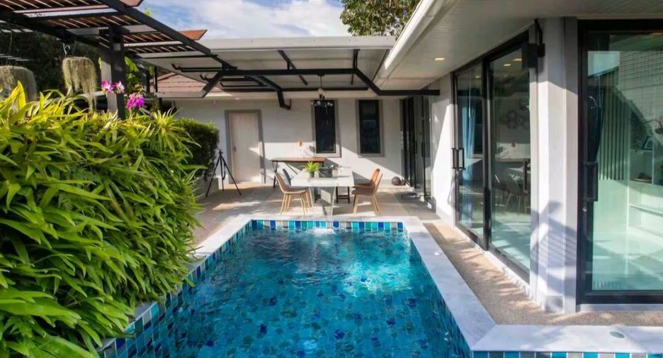 For sale 3 bedrooms villa in Mueang Krabi, Krabi