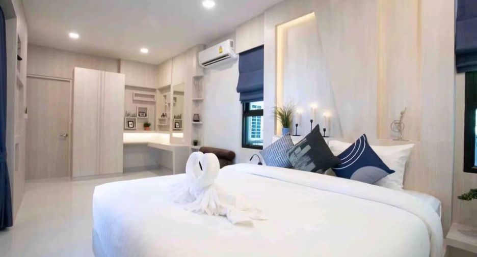 For sale 3 bedrooms villa in Mueang Krabi, Krabi