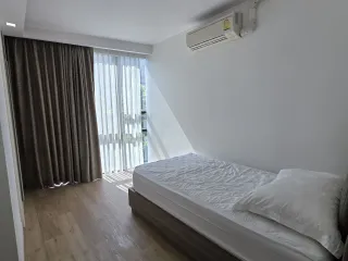 For rent 2 ベッドルーム condo in Phra Khanong, Bangkok