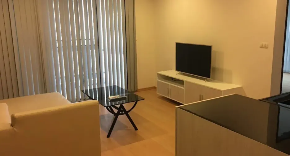 Продажа 1 кровать кондо в Щаттхана, Бангкок