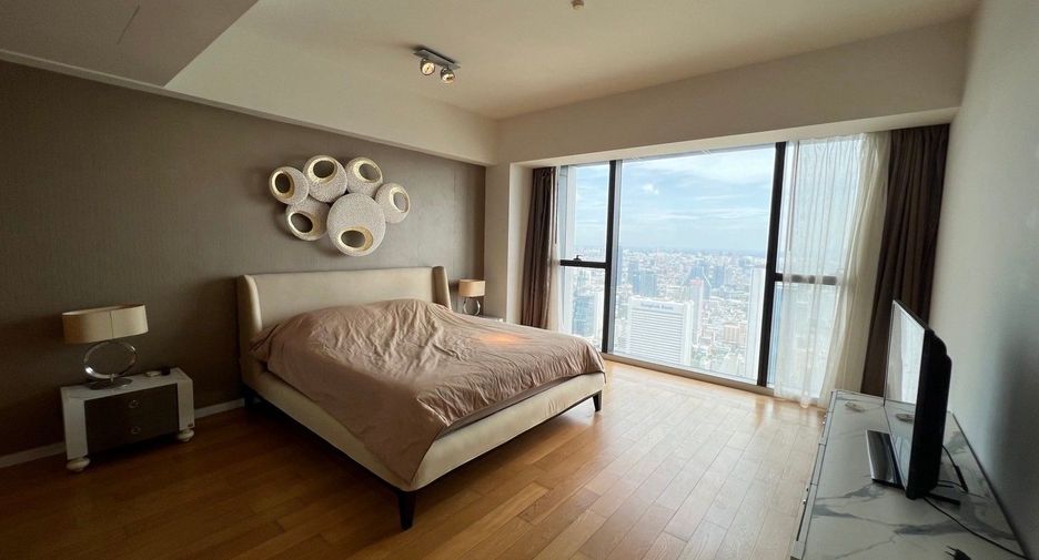 For rent 3 ベッドルーム condo in Sathon, Bangkok