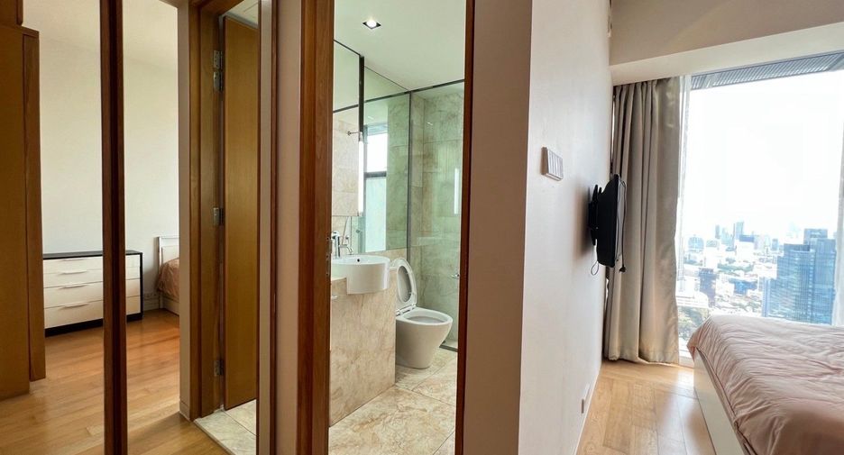For rent 3 ベッドルーム condo in Sathon, Bangkok