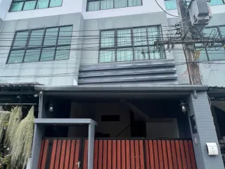 For sale 3 bedrooms townhouse in Kathu, Phuket