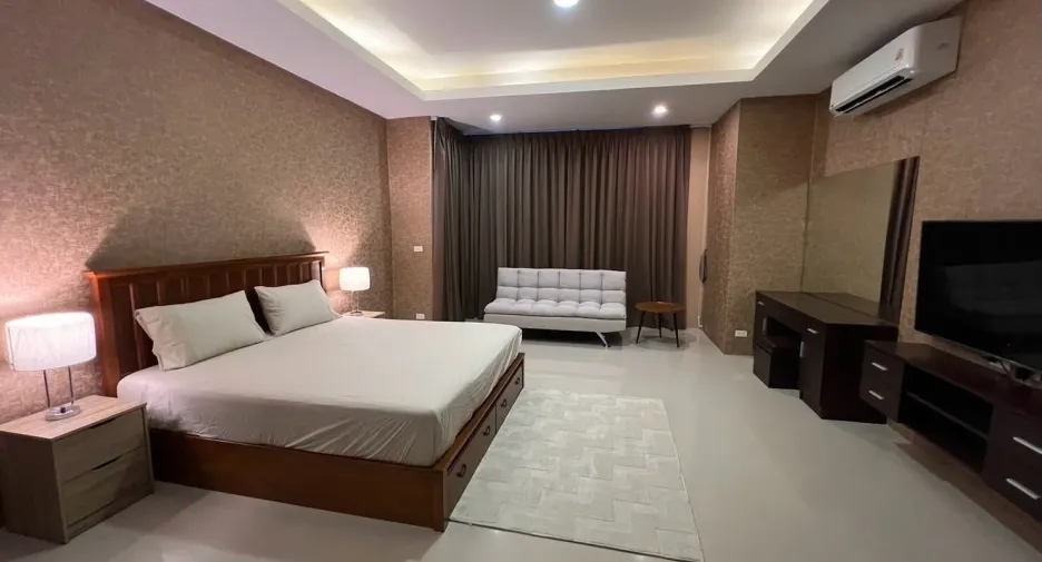 For sale 3 bedrooms townhouse in Kathu, Phuket