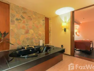 Gewerbefläche zur Miete mit 3 Zimmer in Kathu, Phuket