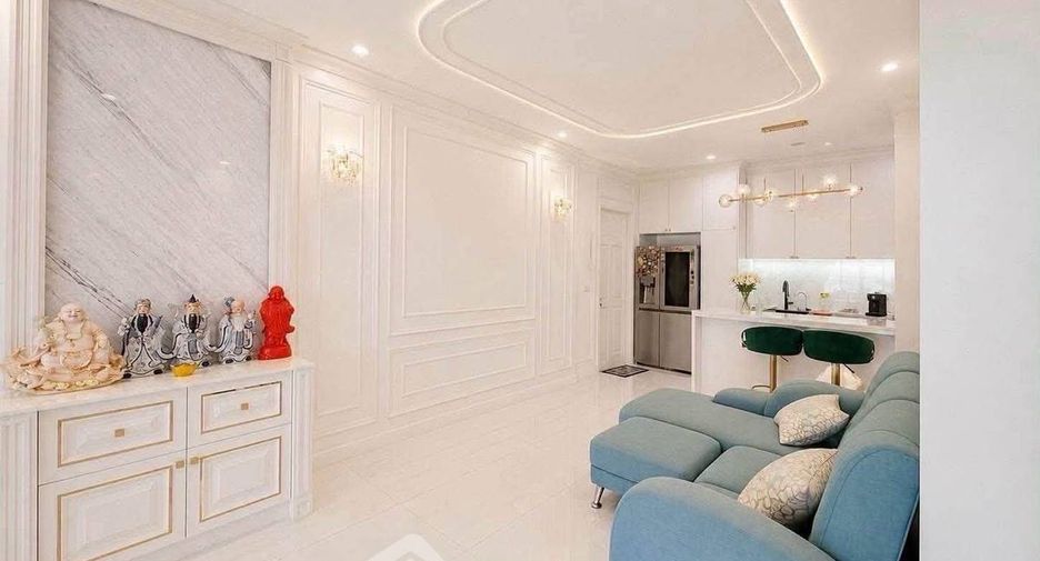 Casa en alquiler y en venta de 4 habitaciones en Taling Chan, Bangkok