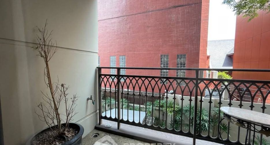 Condo en venta de 2 habitaciones en Pathum Wan, Bangkok