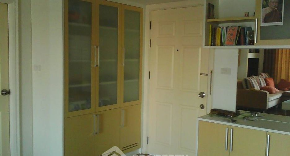 For sale 2 bedrooms condo in Yan Nawa, Bangkok