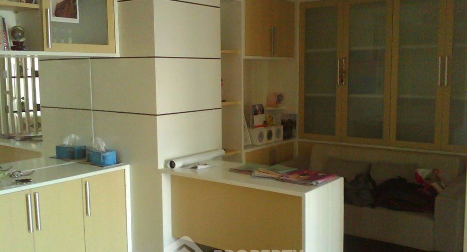 For sale 2 bedrooms condo in Yan Nawa, Bangkok