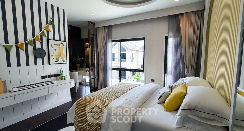 Casa en venta de 5 habitaciones en Sai Mai, Bangkok