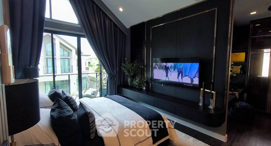 Casa en venta de 5 habitaciones en Sai Mai, Bangkok