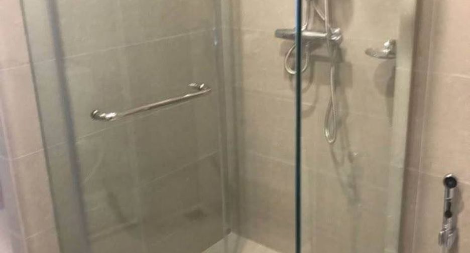 Продажа 1 кровать кондо в Патхум Щан, Бангкок