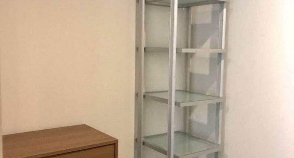 Продажа 1 кровать кондо в Патхум Щан, Бангкок