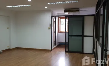 Wohnung zum Kauf mit 2 Zimmer in Phaya Thai, Bangkok