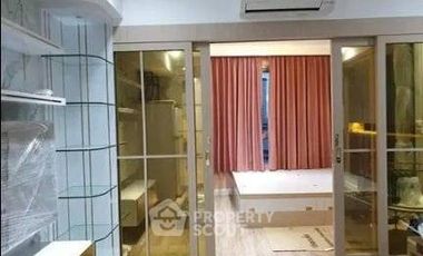 Wohnung zum Kauf mit 1 Zimmer in Khlong San, Bangkok