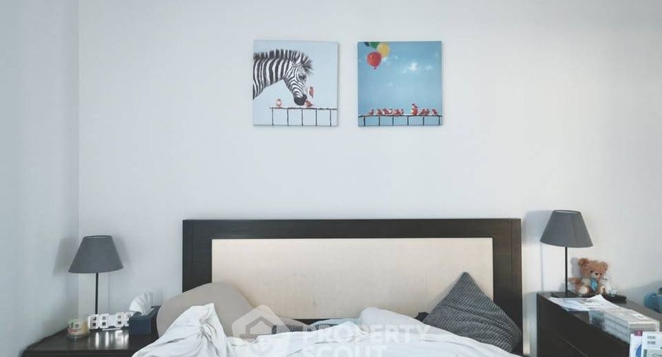 For sale 3 bedrooms condo in Khlong Toei, Bangkok