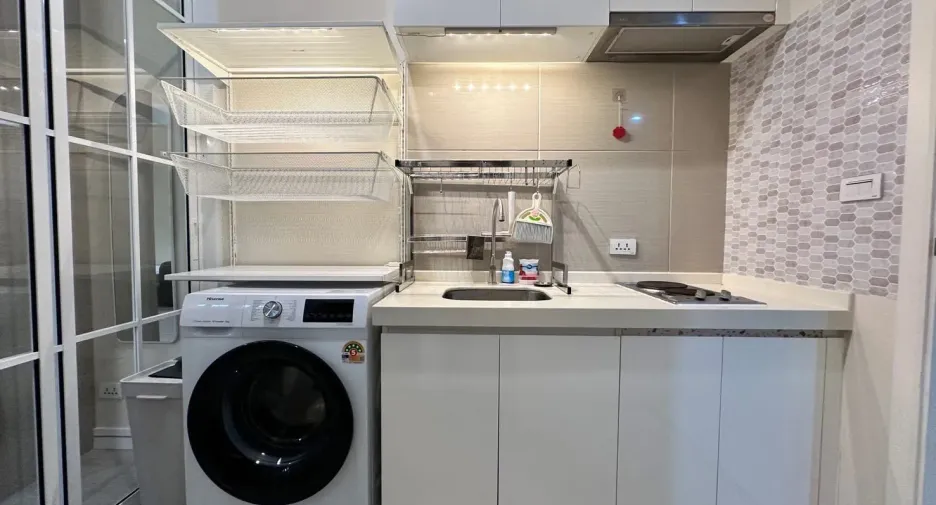Condo en alquiler de 1 habitaciones en Huai Khwang, Bangkok