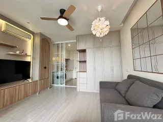 À louer 1 chambre condo à Huai Khwang, Bangkok