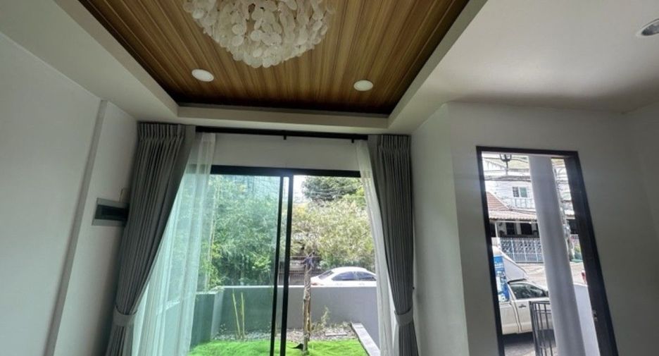 For rent 2 bedrooms house in Mueang Phuket, Phuket