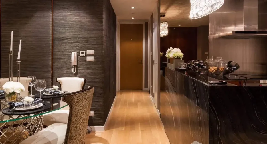 For rent 2 bedrooms condo in Yan Nawa, Bangkok