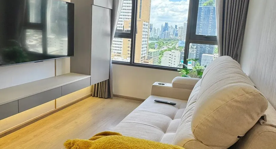 Condo en alquiler de 1 habitaciones en Khlong Toei, Bangkok