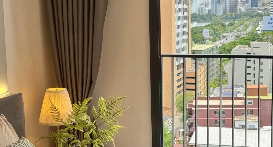 Condo en alquiler de 1 habitaciones en Khlong Toei, Bangkok