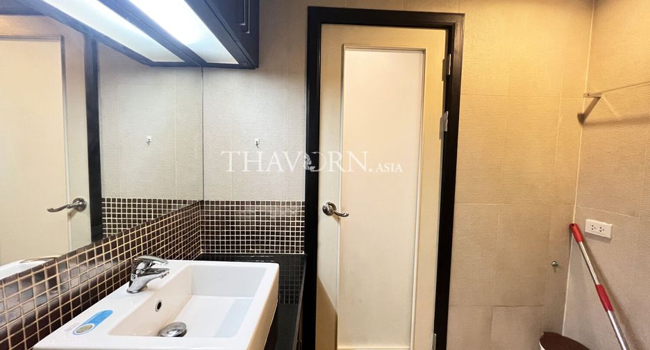 For sale 1 bed condo in Jomtien, Pattaya