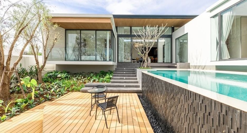 For rent 3 ベッドルーム villa in Thalang, Phuket