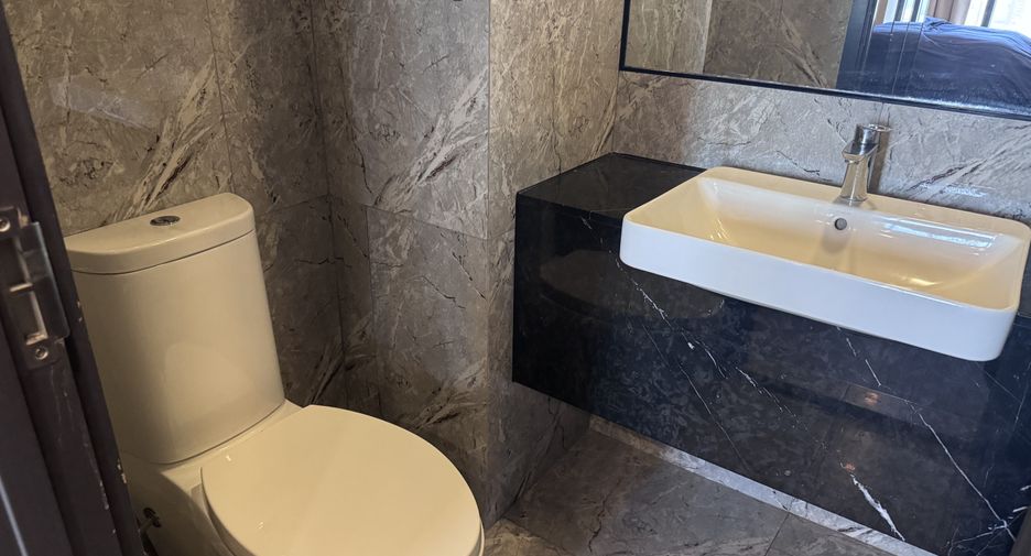 Condo en venta y en alquiler de estudio en Khlong Toei, Bangkok