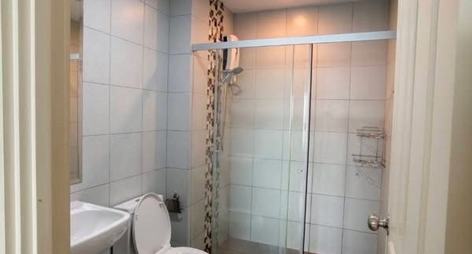 For sale 1 bed condo in Thon Buri, Bangkok
