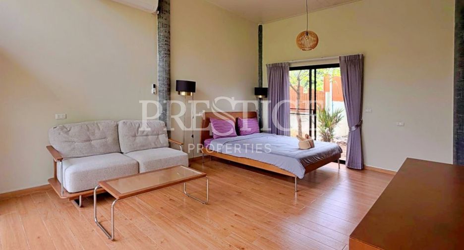 For sale 14 bedrooms retail Space in Mueang Rayong, Rayong
