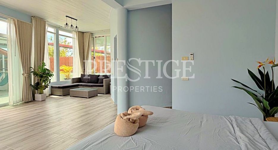 For sale 14 bedrooms retail Space in Mueang Rayong, Rayong