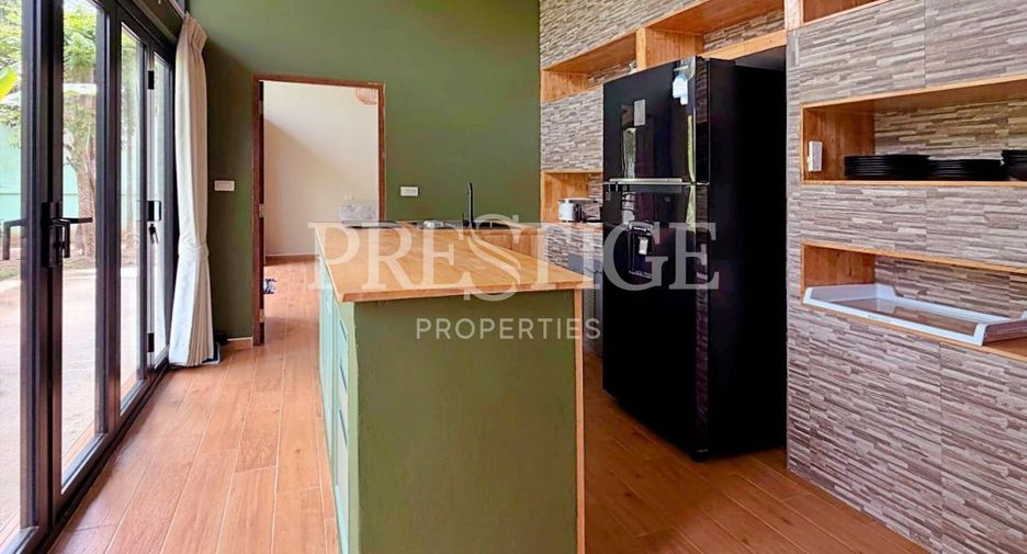 For sale 14 bedrooms retail Space in Mueang Rayong, Rayong
