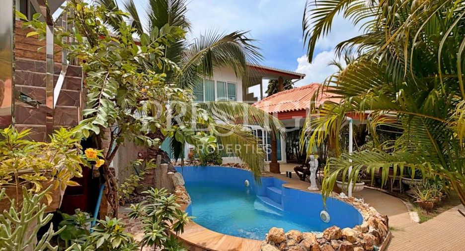 For sale 14 bedrooms retail Space in Mueang Rayong, Rayong