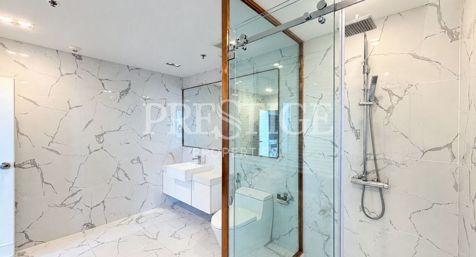 For sale 4 ベッドルーム condo in Bang Lamung, Chonburi