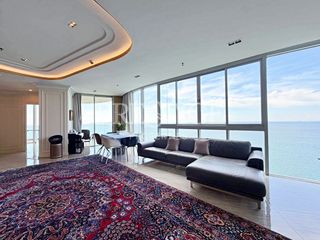 For sale 4 ベッドルーム condo in Bang Lamung, Chonburi