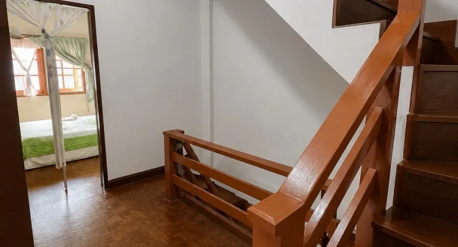 Casa adosada en venta de 3 habitaciones en Mueang Chiang Mai, Chiang Mai