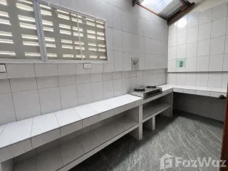 Casa adosada en venta de 3 habitaciones en Mueang Chiang Mai, Chiang Mai