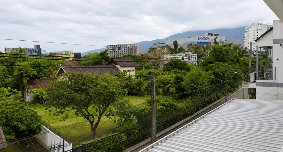 Casa adosada en venta de 3 habitaciones en Mueang Chiang Mai, Chiang Mai
