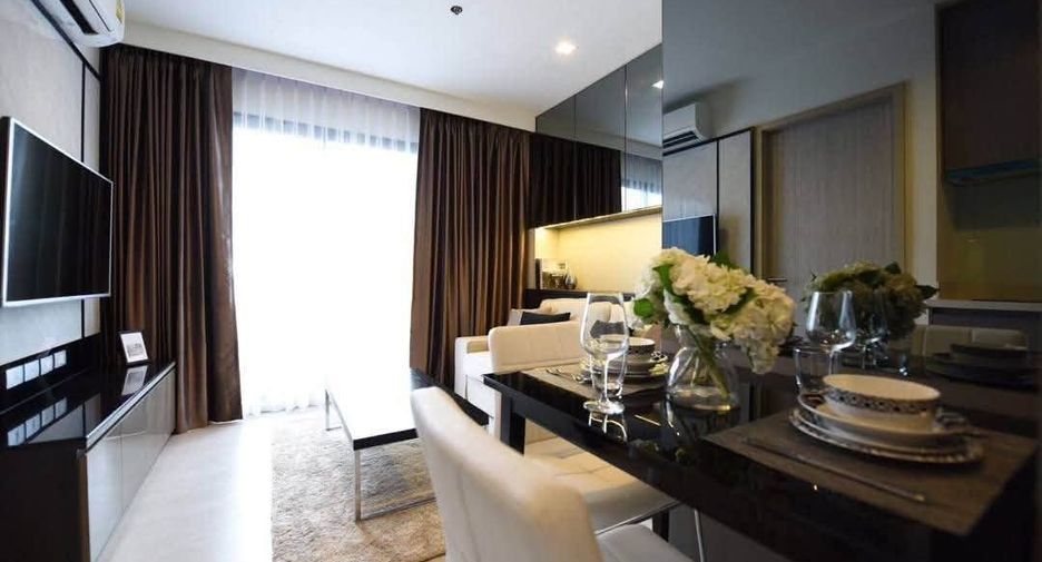 Condo en alquiler de 1 habitaciones en Khlong Toei, Bangkok