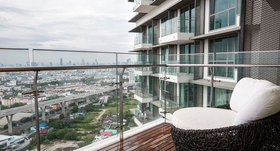 Wohnung zur Miete mit 2 Zimmer in Yan Nawa, Bangkok