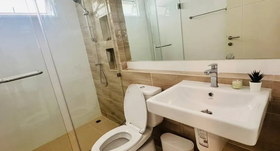 Haus zum Kauf und zur Miete mit 4 Zimmer in Mueang Phuket, Phuket