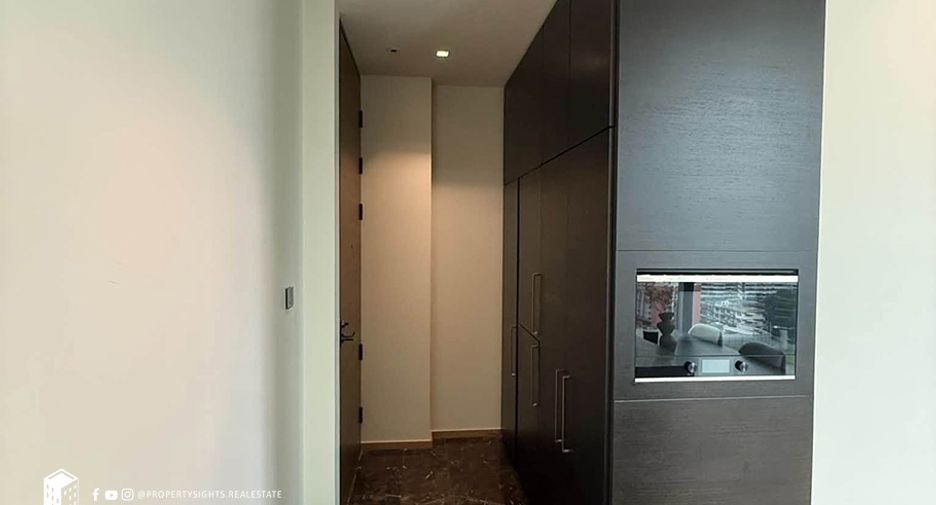 For rent 1 bed condo in Pathum Wan, Bangkok