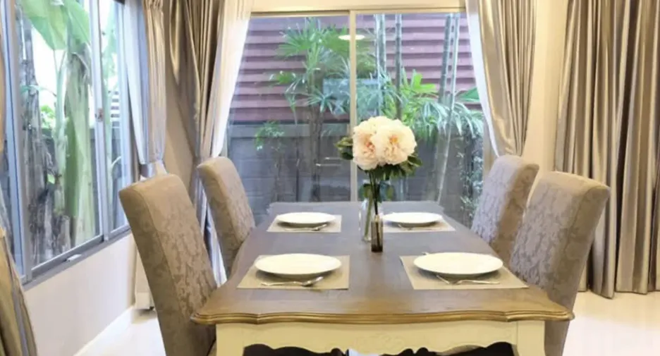 For rent 3 bedrooms house in Suan Luang, Bangkok
