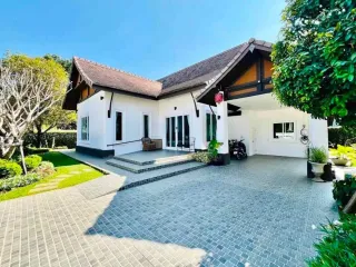 Casa en alquiler de 3 habitaciones en Hang Dong, Chiang Mai