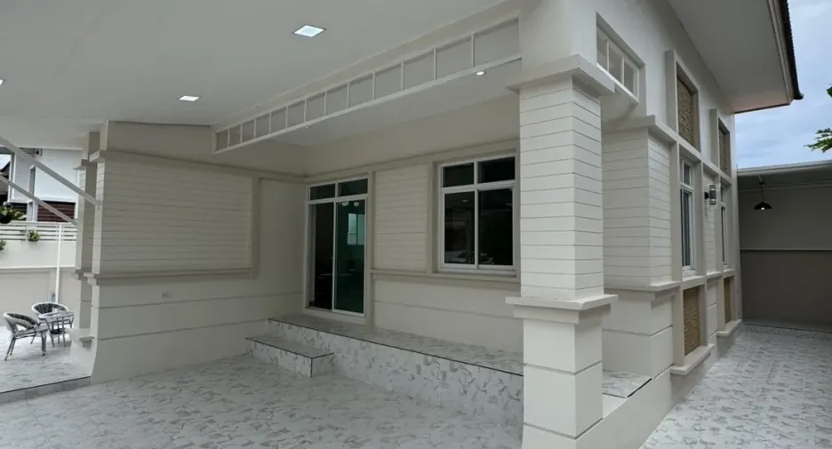 Casa en venta de 3 habitaciones en Bang Bo, Samut Prakan
