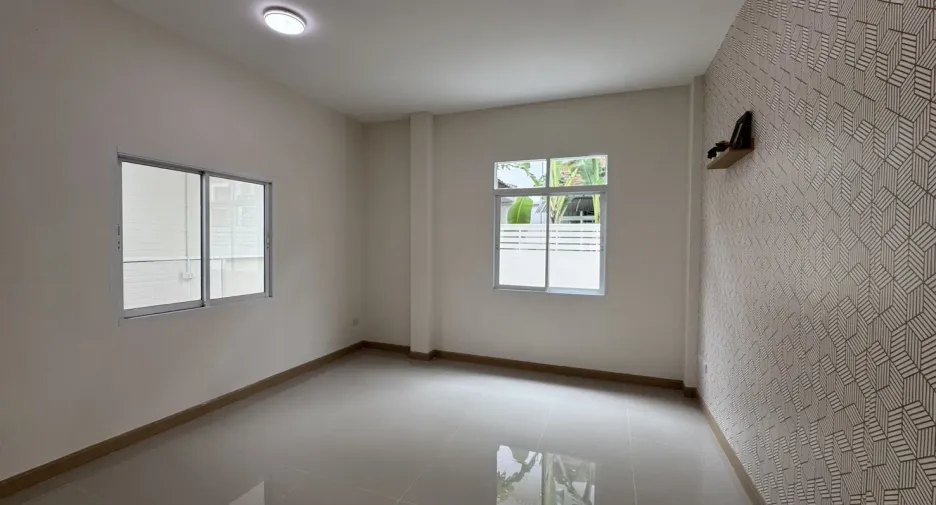 Casa en venta de 3 habitaciones en Bang Bo, Samut Prakan